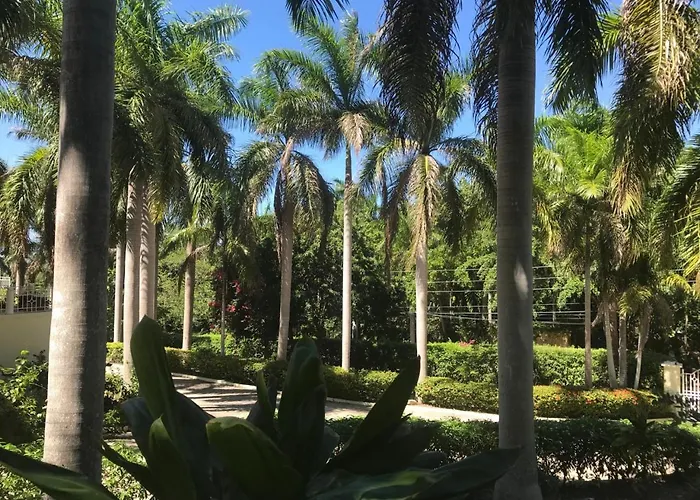 Summerhill 9br Retreat Villa *