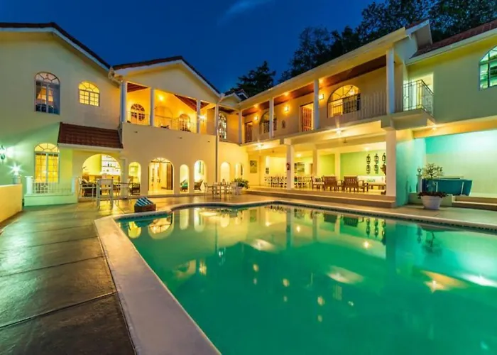 Summerhill 9br Retreat Villa