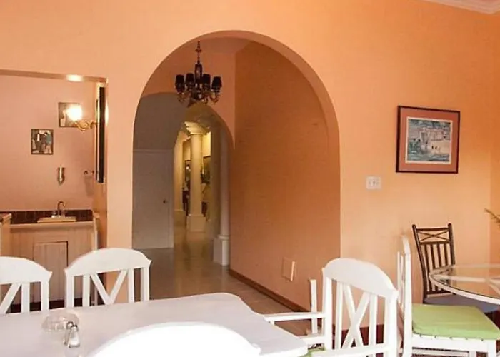 Summerhill 9br Retreat