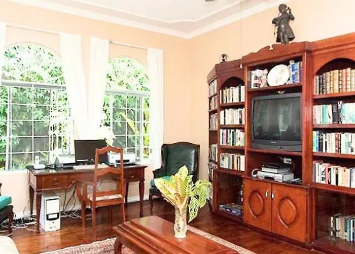 Summerhill 9br Retreat Villa *